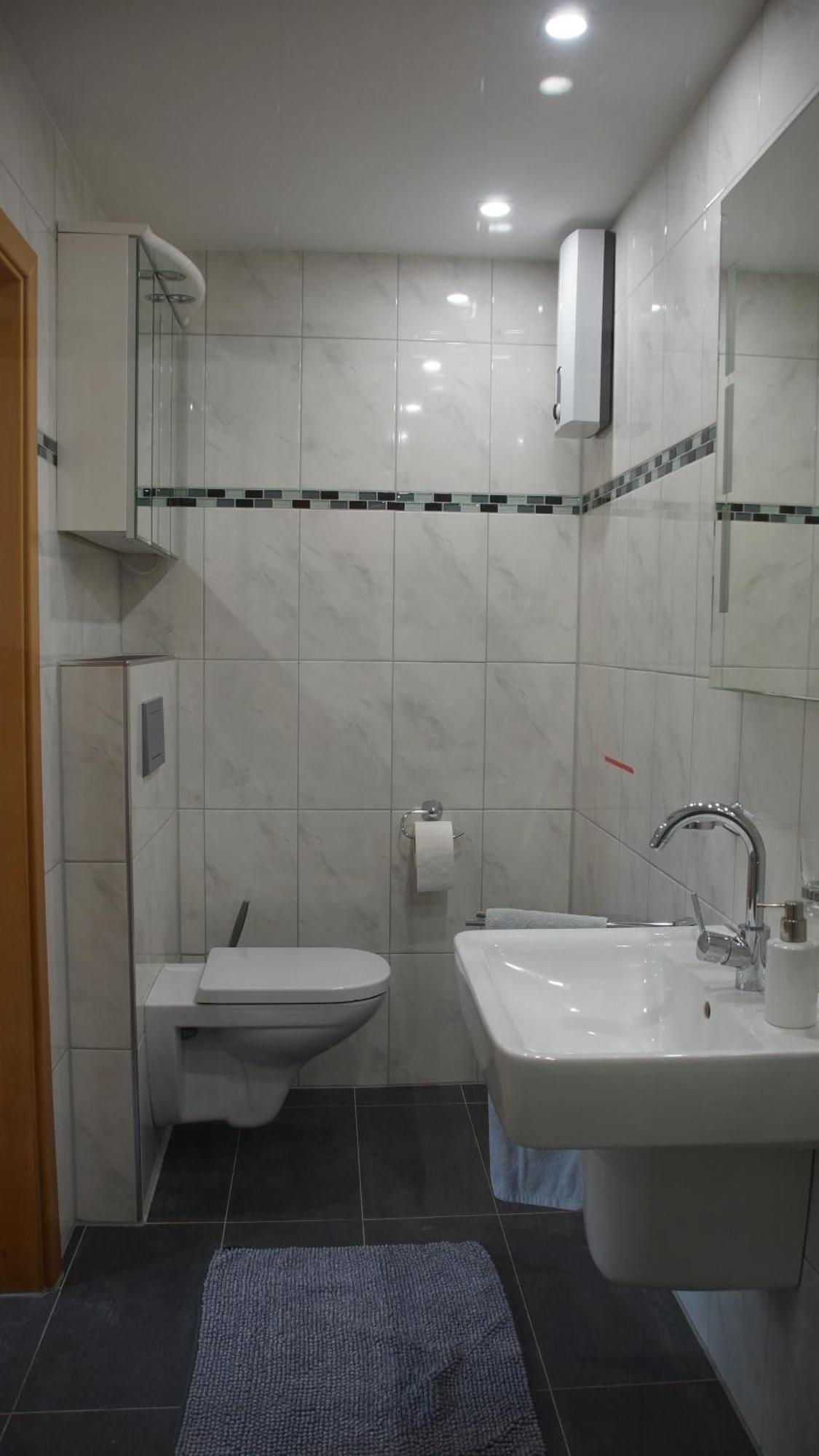 Bungalow An Der Tanne Mit Ueberdachter Terrasse Düsseldorf Zewnętrze zdjęcie